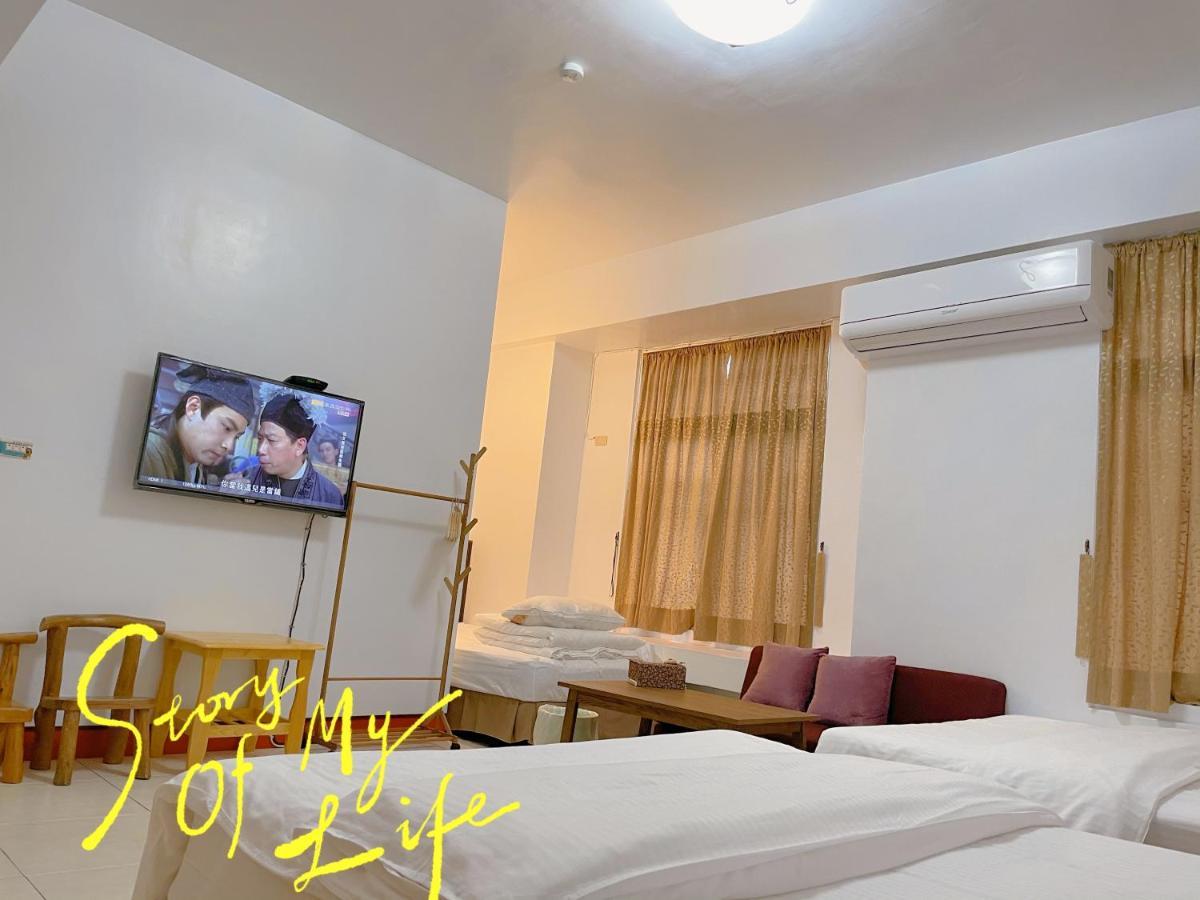 Appartement A Lot Of Music And Breakfast à T'ai-tung Extérieur photo